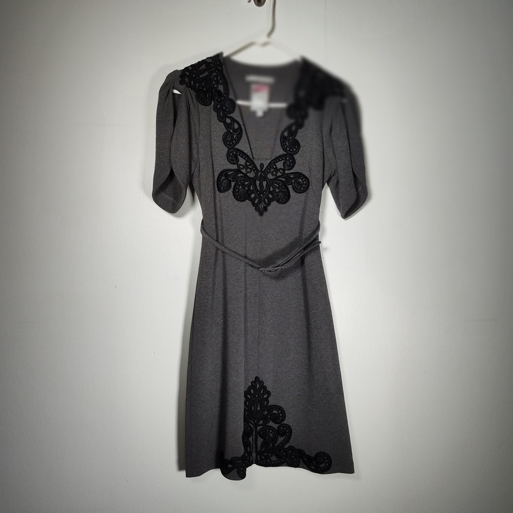 Anthropologie Yoana Baraschi Gray Lace Applique Knit Sheath Dress Belted Size 2